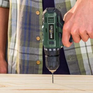 Parafusadeira e Furadeira Britânia Hobby Com Estojo – Bivolt – BPF03M